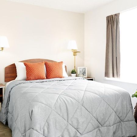 Intown Suites Extended Stay Lewisville Tx Valley View Dr エクステリア 写真