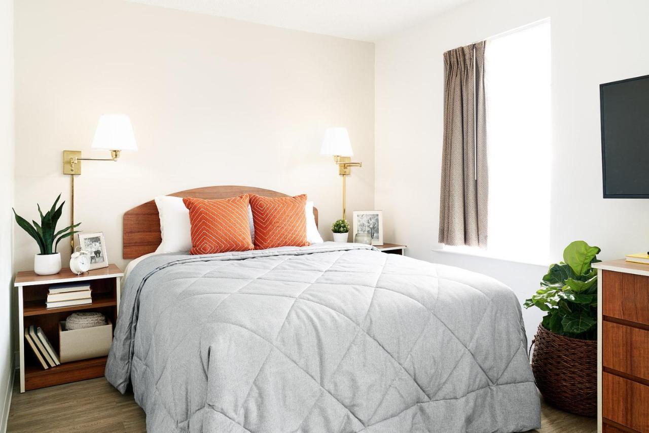 Intown Suites Extended Stay Lewisville Tx Valley View Dr エクステリア 写真